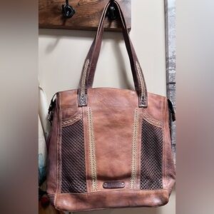 Amelie Bed Stu Nectar Lux Tan Rustic Leather Shoulder Bag